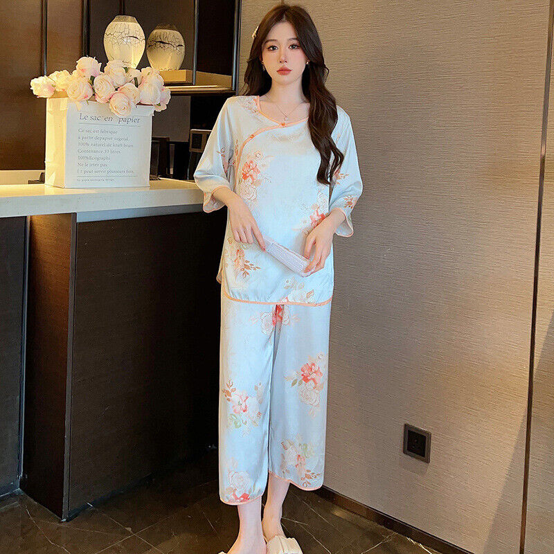 New Elegant Chinese-Inspired Satin Blue Floral Printing Pyjama Set for Women