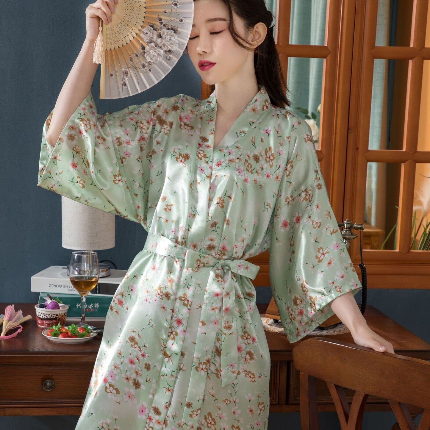 Elegant Japanese Chinese Satin Green Floral Design Ladies Kimono Style Bathrobe