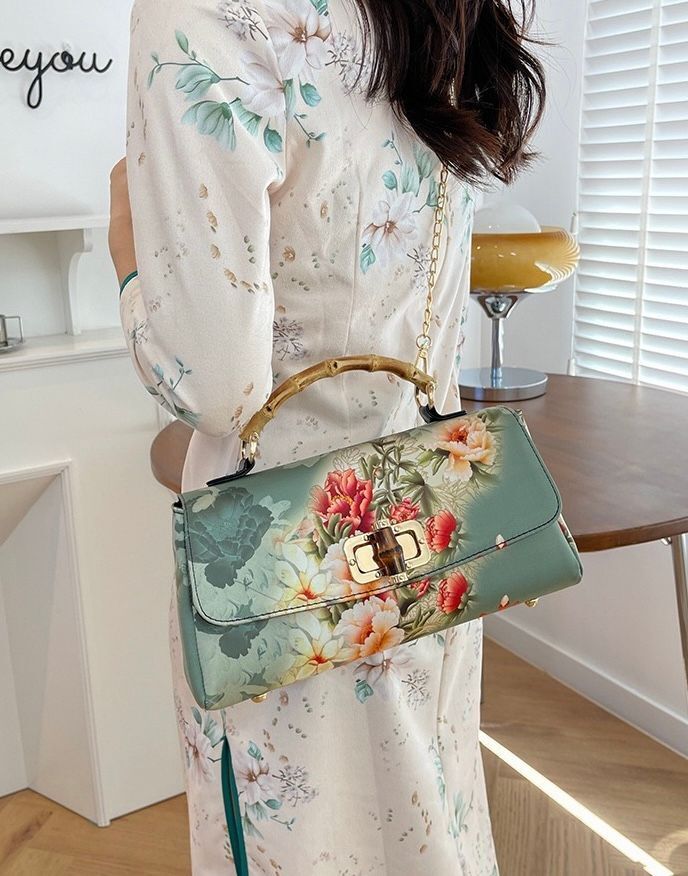 Elegant Chinese Style Green Floral Handbag - Bamboo Handle & Chain Strap