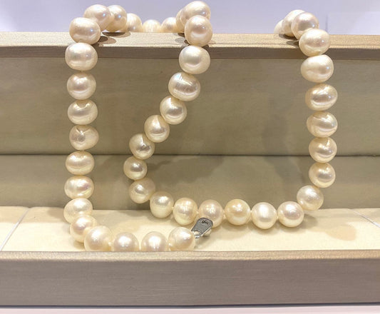 pearls18" (45cm) New Real Authentic Beautiful Pearl Necklace Gift Box Included