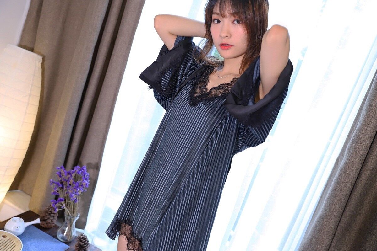 New Luxurious Velvet & Lace Ladies Womens Set of 2 Blue Nightie & Robe ladpj201