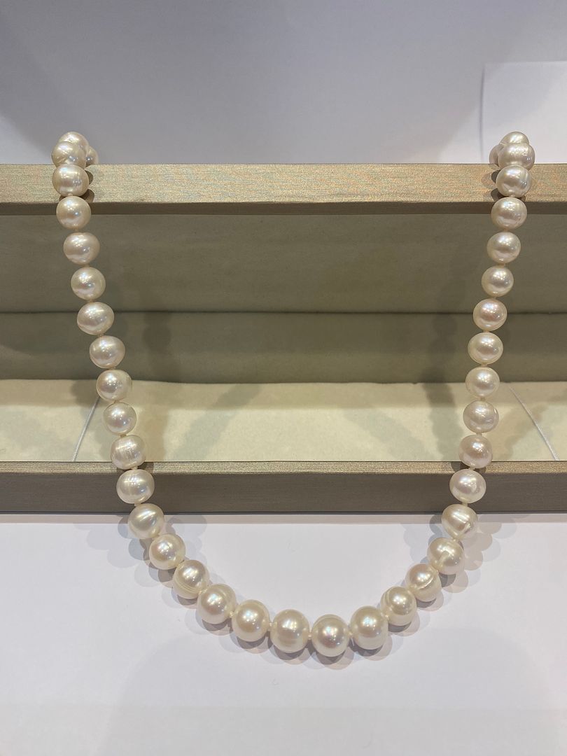 pearls18" (45cm) New Real Authentic Beautiful Pearl Necklace Gift Box Included