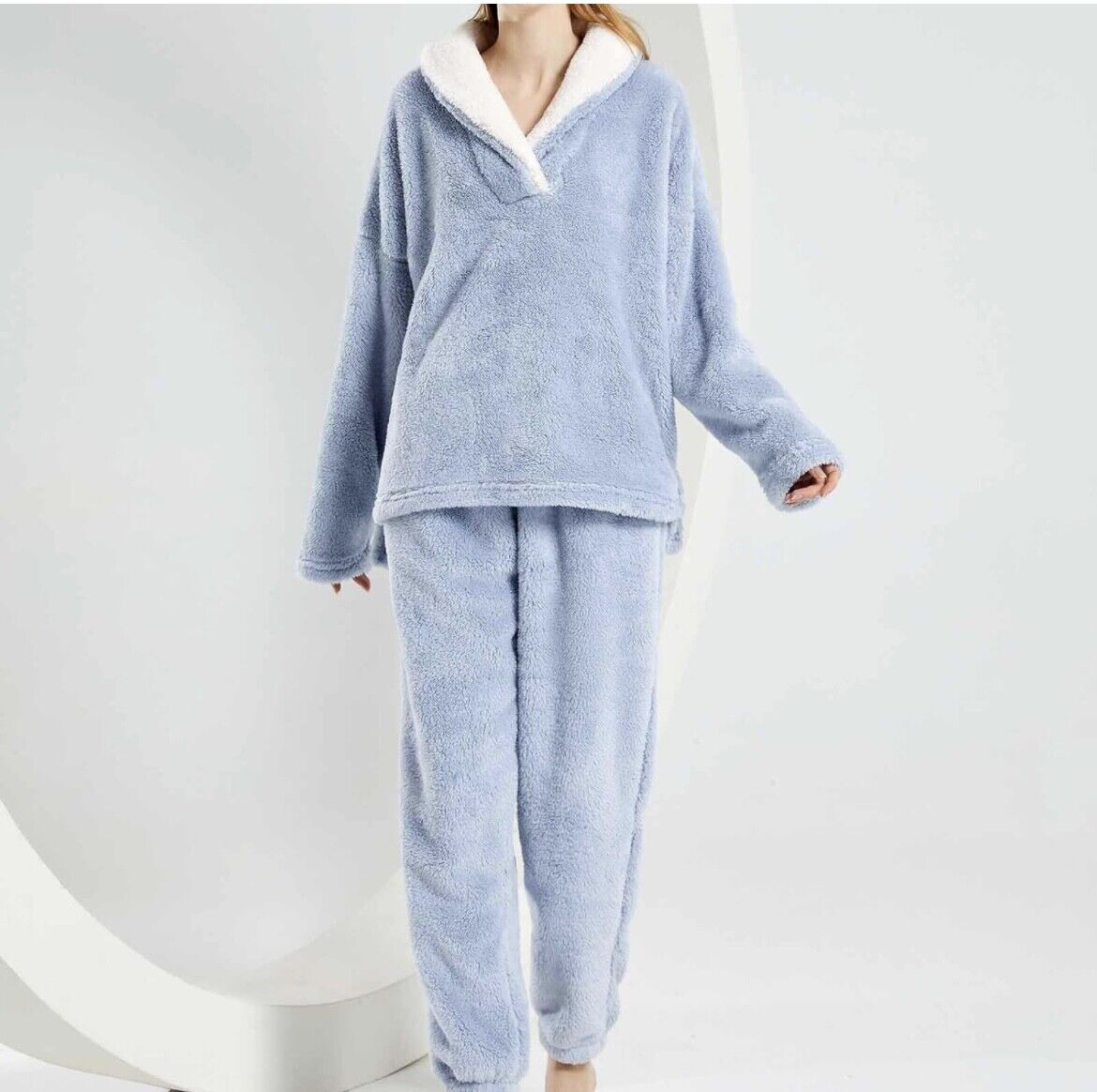 Ladies Luxurious Blue Fluffy Loungewear Pyjamas Set with Cosy Collar and Pockets