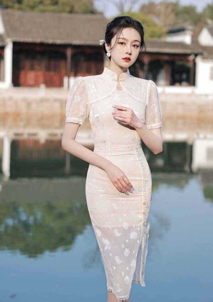 New Luxurious Chinese Asian Ivory White Floral Prints Long Dress Cheongsam Qipao