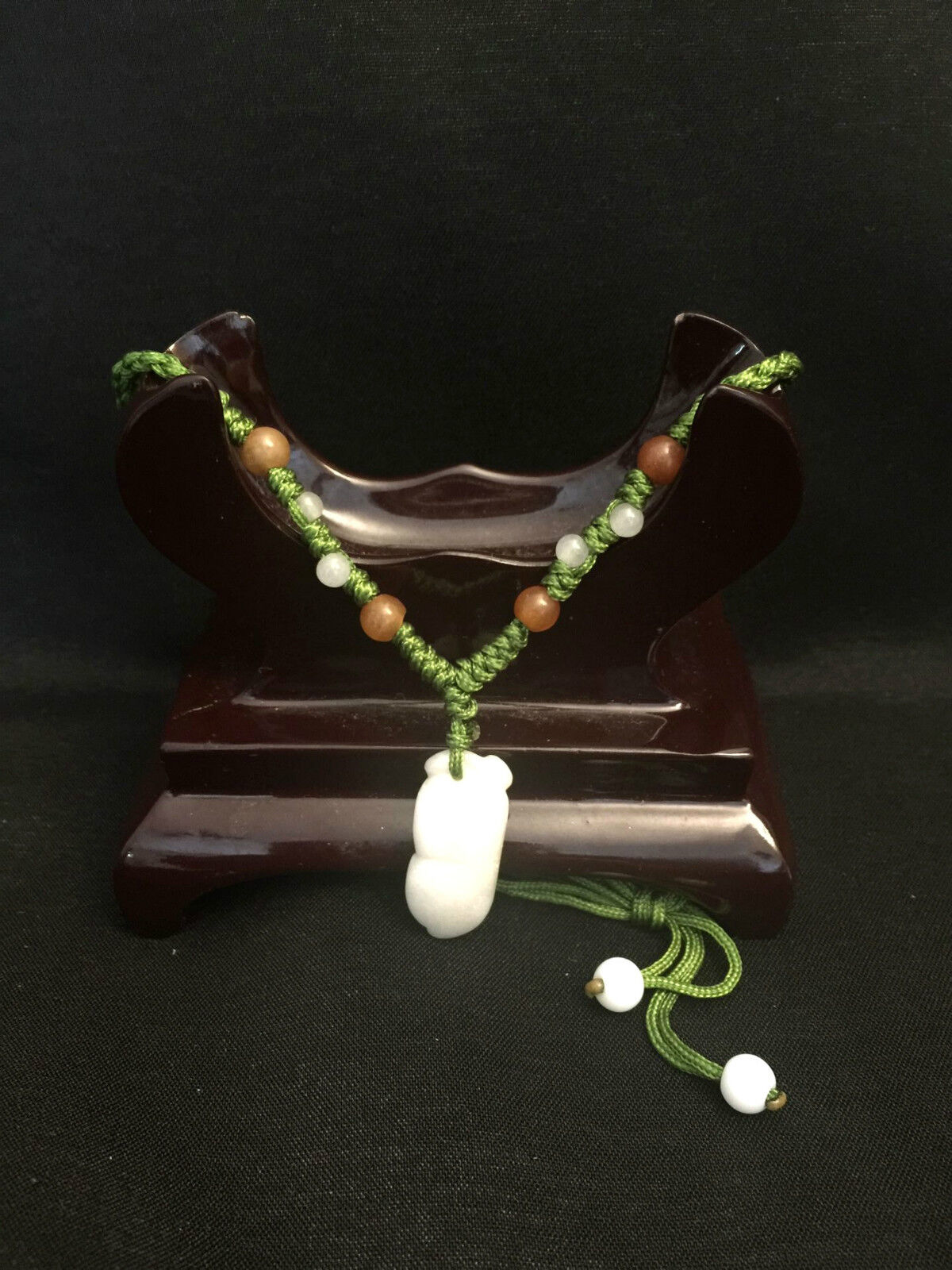 Elegant Handmade Ladies Oriental Chinese Lucky White Jade Adjustable Necklace