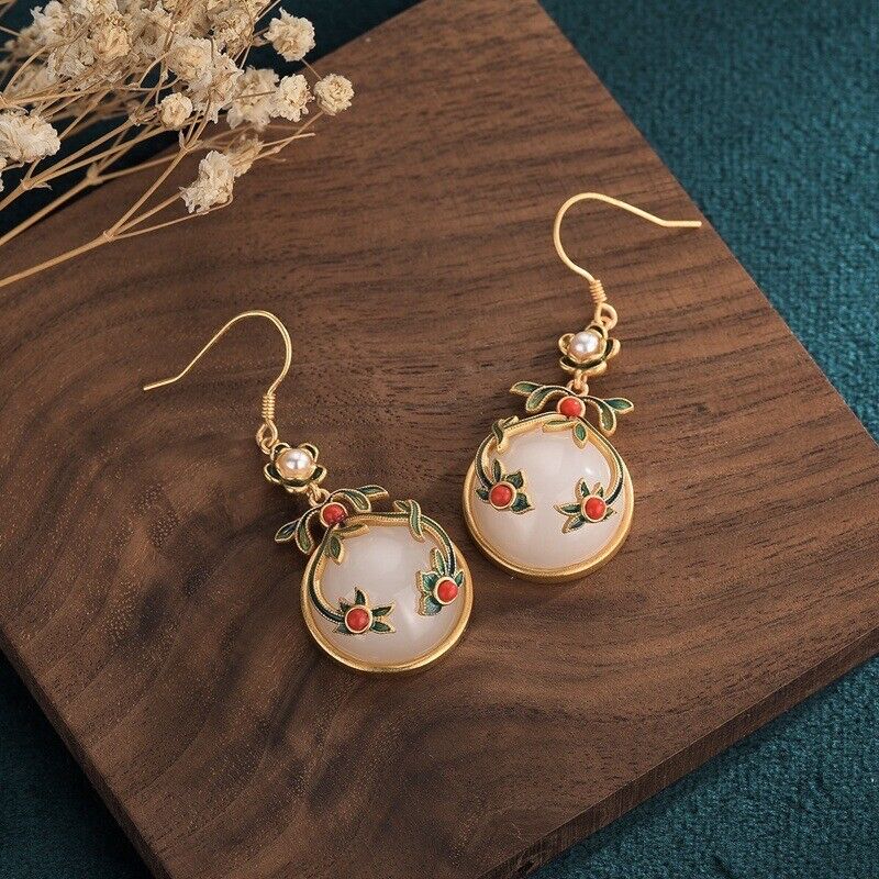 New Ladies White Jade Floral And Southern Red Agate Gold-plated Pearl Earrings