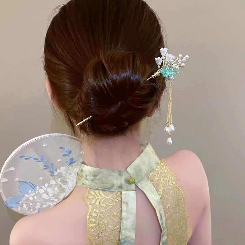 Exquisite Golden Hair Chopstick with Tulip Flowers & Green Leave Dangling Pearls