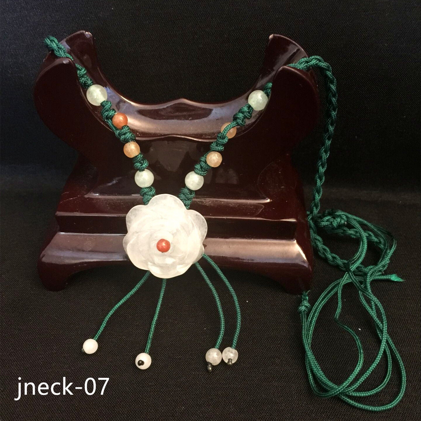 Elegant Handmade Ladies Oriental Chinese Jade Flower Adjustable Necklace jneck5