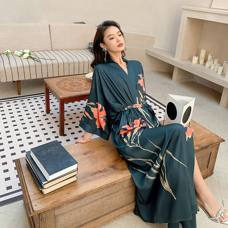 Elegant Ladies  Blue Red Tulip Chinese Japanese Kimono Long Nightgown Bathrobe